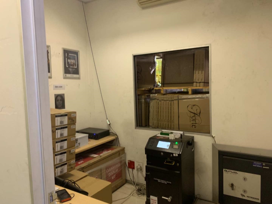 To Let 0 Bedroom Property for Rent in Paarden Eiland Western Cape